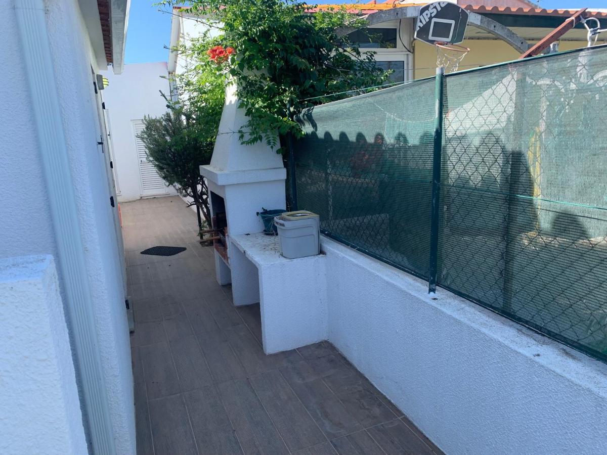 Aroeira Beach House Eksteriør billede